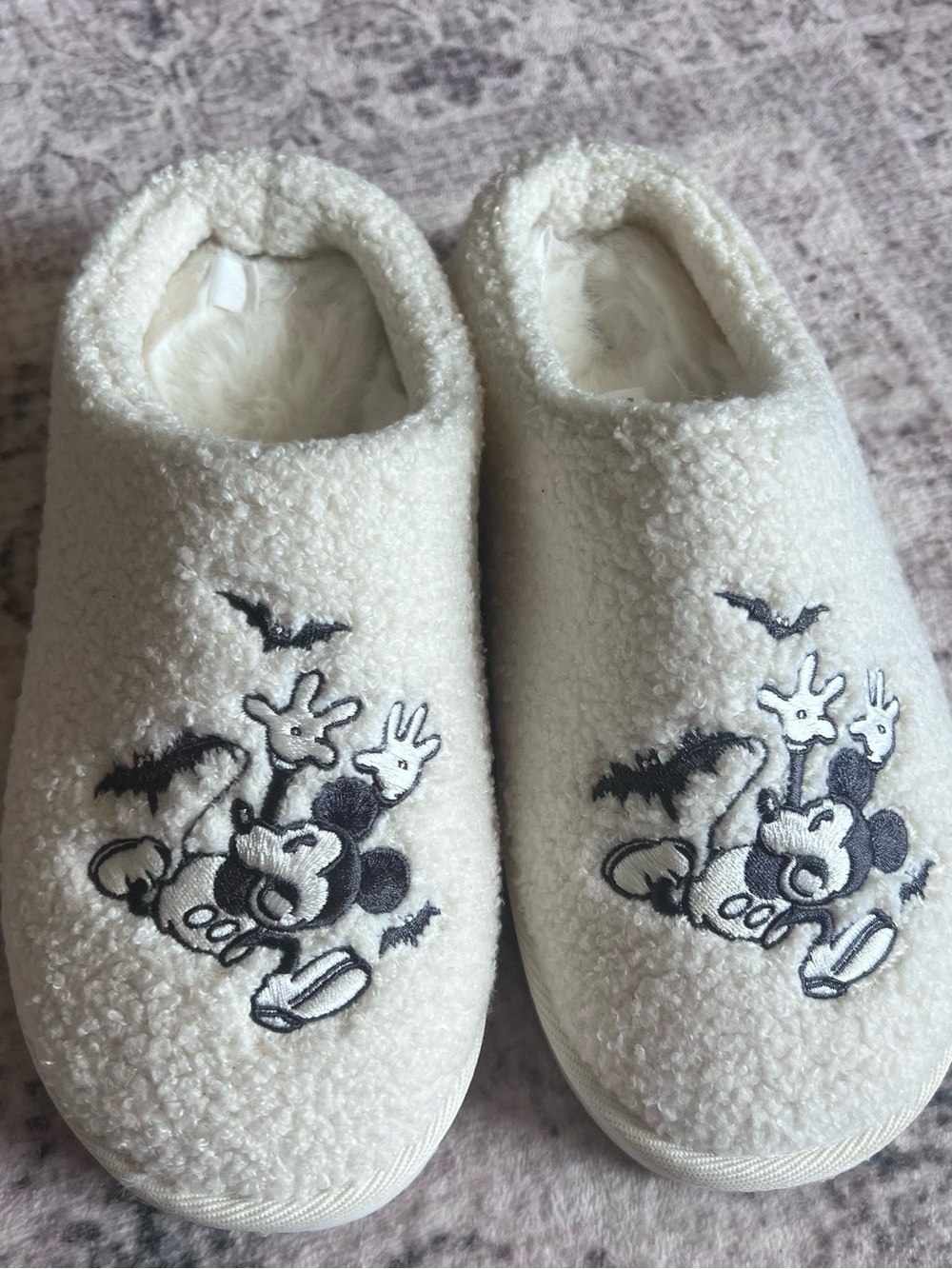 aerie Cream Fleece Slippers with Black Embroidered Cartoon